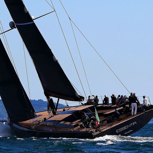 Segelyacht für Kreuzfahrten - GS 80 - Grand Soleil Yachts - Regatta / 3 Kabinen / mit offenem Heck