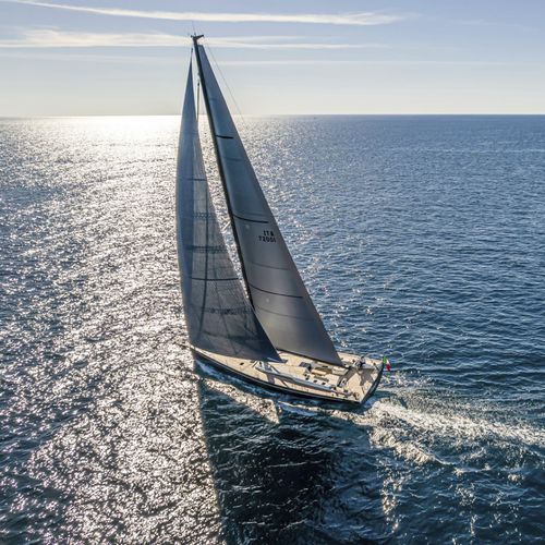 Segelboot für Kreuzfahrten - GS 40 - Grand Soleil Yachts - Regatta / 2 Kabinen / Bugspriet