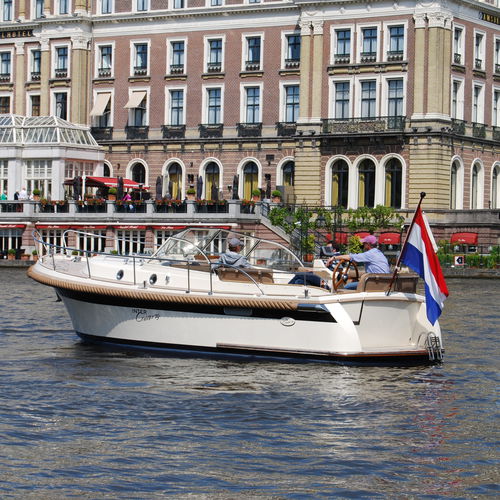 Cabin-Cruiser / Innenborder - Intercruiser 29 - Interboat - Open / mit Mittelkonsole / Kanal