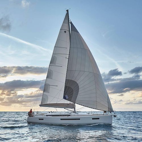 Segelboot für Kreuzfahrten - SUN ODYSSEY 490 - Jeanneau - Sailboats - 3 Kabinen / 2 Kabinen / 4 Kabinen