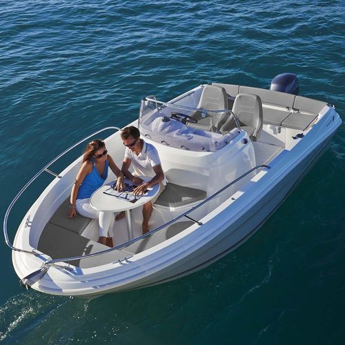 Außenborder-Konsolenboot - CAP CAMARAT 5.5 CC - Jeanneau - Motorboats - mit Mittelkonsole / Wasserski / für Kreuzfahrten