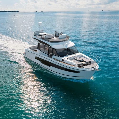 Express-Cruiser / Außenborder - MERRY FISHER 1095 FLY SERIE2 - Jeanneau - Motorboats - zweimotorig / Flybridge / für Kreuzfahrten