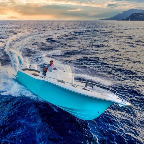 Außenborder-Konsolenboot - 280 CC Evo - White-shark - zweimotorig / mit Mittelkonsole / Sonnendeck