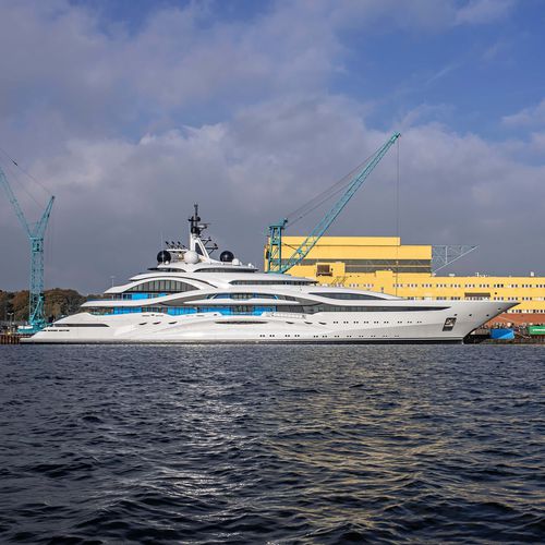 Megayacht für Kreuzfahrten - AL LUSAIL - Lurssen Yachts - Raised Pilothouse / mit Helikopterdeck