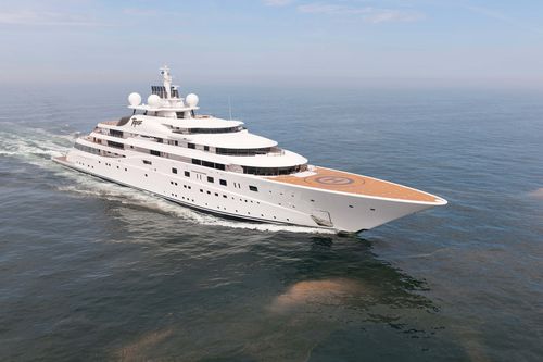 Megayacht für Kreuzfahrten - A+    - Lurssen Yachts - Raised Pilothouse / mit Helikopterdeck