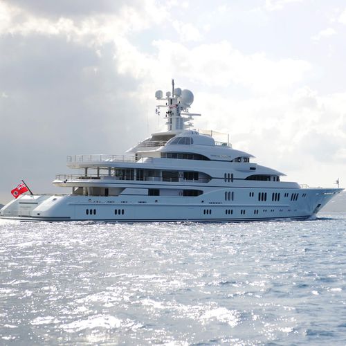 Luxus-Megayacht / für Kreuzfahrten - ROCINANTE - Lurssen Yachts - Raised Pilothouse / Verdränger / mit Helikopterdeck