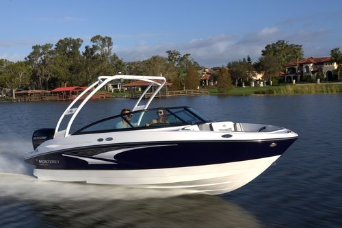 Außenborder-Runabout - M-205 - Monterey Boats - mit Doppelkonsole / Bowrider / Open