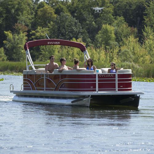 Außenborder-Pontonboot - 822 LZ - Sylvan Pontoons - max. 10 Personen