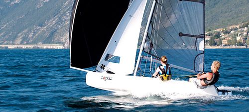Zweihandjolle - TOPAZ Tres X - Topper - Regatta / Freizeit / mit einfachem Trapez