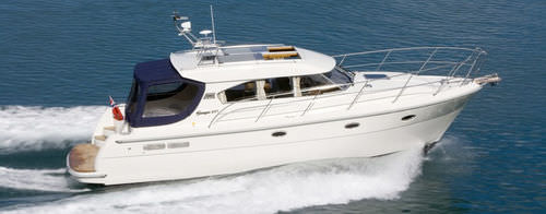 Express-Cruiser / Innenborder - SAGA 415 - Saga boats - Sportfischer
