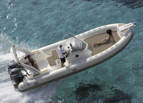 Außenborder-Schlauchboot - TEMPEST 850  - Capelli - zweimotorig / halbstarr / mit Mittelkonsole