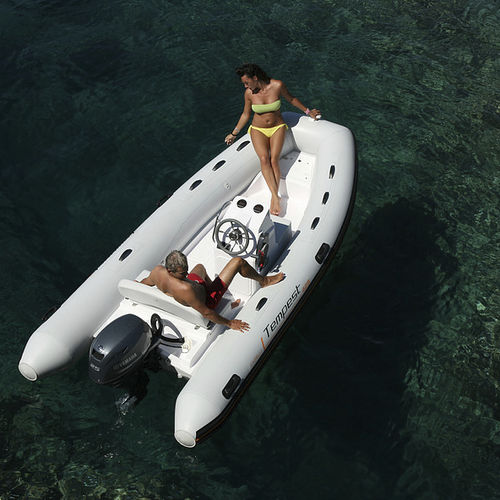 Außenborder-Schlauchboot - TEMPEST 425 EASY - Capelli - halbstarr / Open / mit Seitenkonsole