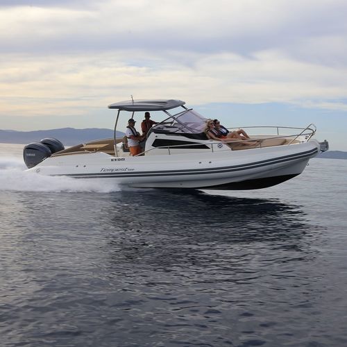 Außenborder-Schlauchboot - TEMPEST 1000 WA - Capelli - zweimotorig / halbstarr / mit Mittelkonsole