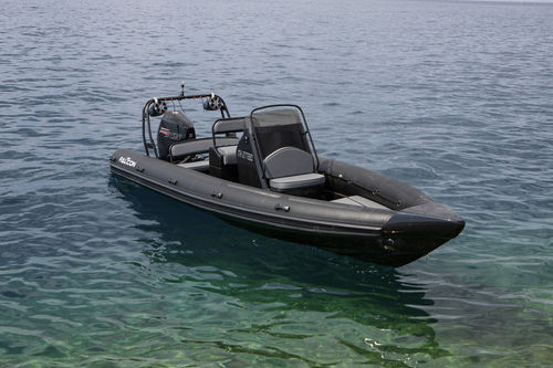 Außenborder-Schlauchboot - 700 MK2 - Falcon Inflatables - zweimotorig / halbstarr / mit Mittelkonsole