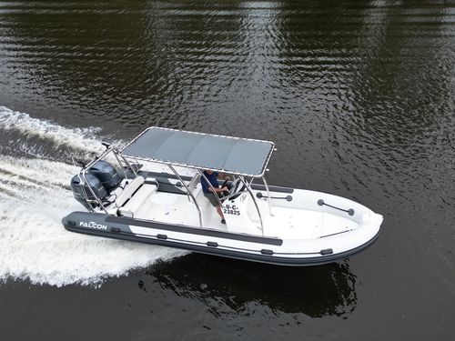 Außenborder-Schlauchboot - 760 - Falcon Inflatables - RHIB / mit Mittelkonsole / Mehrzweck