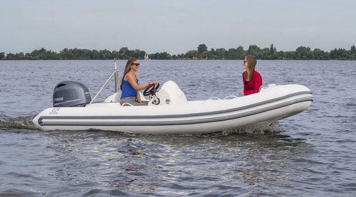 Außenborder-Schlauchboot - YACHTLINE 490 - ZODIAC - RIB / mit Seitenkonsole / Open