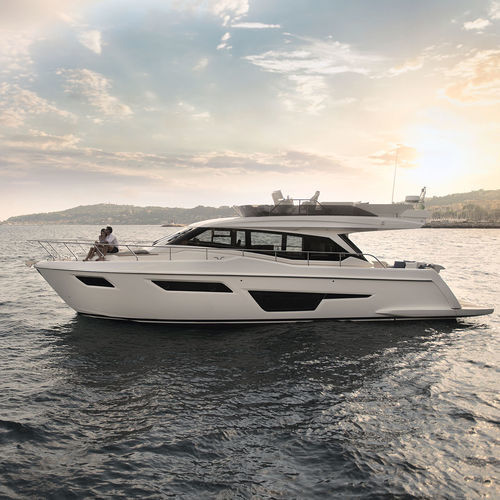 Motoryacht für Kreuzfahrten - 500 - Ferretti Yachts - Flybridge / 2 Kabinen