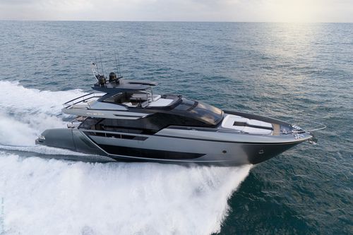 Motoryacht für Kreuzfahrten - 82' DIVA - Riva - Flybridge / V-Drive / 5 Kabinen