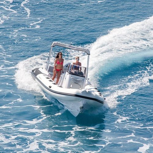 Außenborder-Schlauchboot - CAYMAN 26  - Ranieri International - halbstarr / mit Mittelkonsole / Open