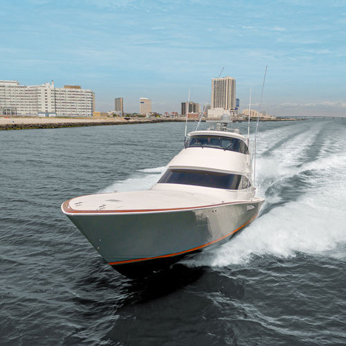 Sportfischer-Motoryacht - 68EB - Viking Yachts - für Kreuzfahrten / verstellbar / mit geschlossener Flybridge