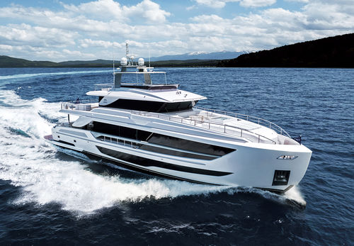 Superyacht für Kreuzfahrten - FD110 Tri-deck - Horizon - mit Steuerhaus / 8 Kabinen