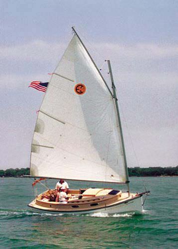 Traditionelles Segelboot - HORIZON CAT - Com-Pac Yachts - 2 Kojen / Catboat