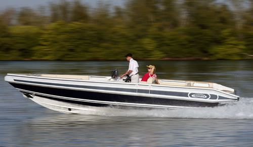 Jetantriebs-Konsolenboot - Chase Series 27 - Novurania - Diesel / mit Mittelkonsole / Sportfischer