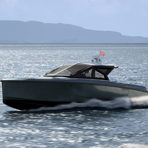 Express-Cruiser / Innenborder - 50 - Wally - zweimotorig / Hardtop / IPS