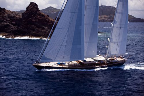 Segel-Superyacht / für Kreuzfahrten - CHRISTOPHER - Pendennis - 4 Kabinen / mit offenem Heck / Aluminium