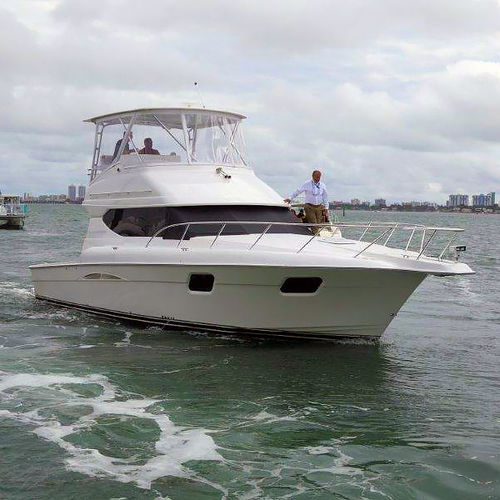 Express-Cruiser / Innenborder - 43  - Silverton - Diesel / zweimotorig / Flybridge