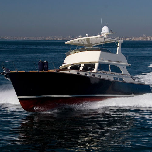 Motoryacht für Kreuzfahrten - 58 - Vicem Yachts - klassisch / Lobster / Flybridge