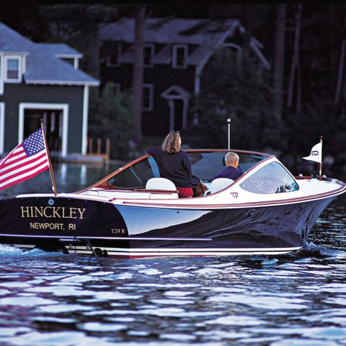 Jetantriebs-Runabout - 29 - Hinckley - mit Doppelkonsole