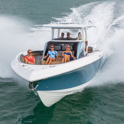 Außenborder-Konsolenboot - 43NX  - Fountain Powerboats - dreimotorig / mit Mittelkonsole / Tauch