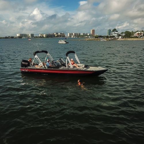 Deck-Boat / Außenborder - Super Lounge Easy - SeaArk Boats - Open / mit Doppelkonsole / Wasserski
