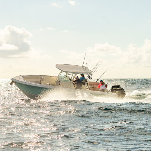 Außenborder-Konsolenboot - 290 CC - Sailfish - zweimotorig / Stufenrumpf / mit Mittelkonsole