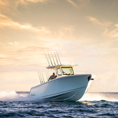Außenborder-Konsolenboot - 312 CC - Sailfish - zweimotorig / Stufenrumpf / mit Mittelkonsole