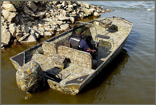 Jon-Boat / Außenborder - 2072LDSV - War Eagle - mit Mittelkonsole / Sportfischer