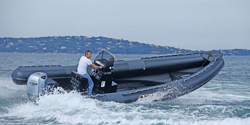 Taucherbasisboot Berufsschiff - 750  - Master - Außenborder / Festrumpf-Schlauchboot