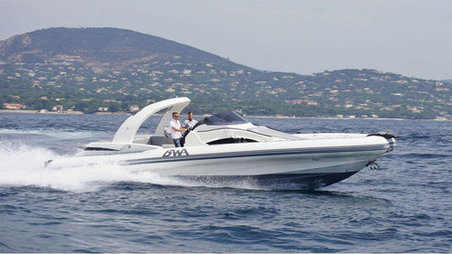 Innenborder-Schlauchboot - 40 WL - BWA - zweimotorig / halbstarr / Open
