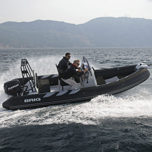 Außenborder-Schlauchboot - NAVIGATOR 570 - Brig - halbstarr / Open / mit Jockey-Konsole