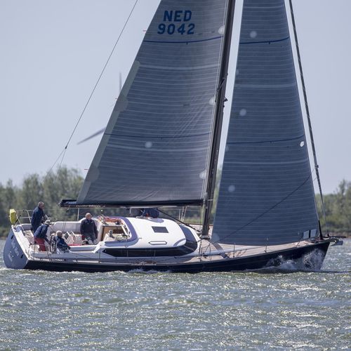Segelboot für Fahrten- und Regattasegeln - 42CS - Contest Yachts - 3 Kabinen / Bugspriet / mit Doppelsteuerrad