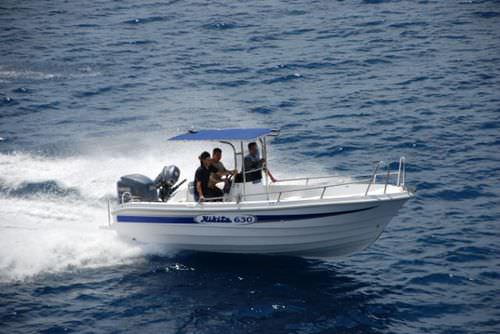 Außenborder-Konsolenboot - NIKITA 630 - Nikita - Sonnendeck / T-Top