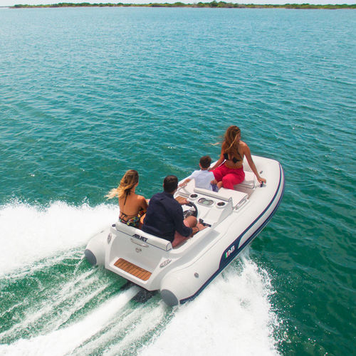 Innenborder-Schlauchboot - ABJET 330 - AB Inflatables - halbstarr / Open / mit Seitenkonsole