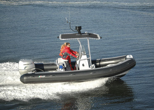 Nutzfahrzeug Berufsschiff - F19 - AB Inflatables - Außenborder / GFK / Festrumpf-Schlauchboot