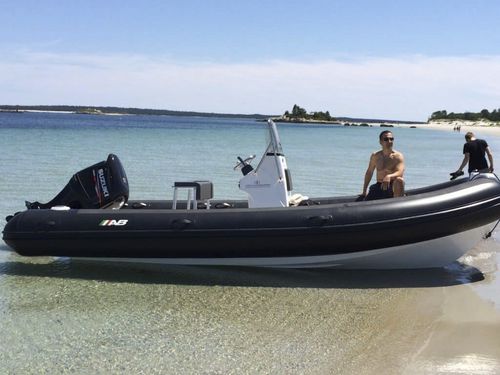 Nutzfahrzeug Berufsschiff - F19 - AB Inflatables - Außenborder / GFK / Festrumpf-Schlauchboot