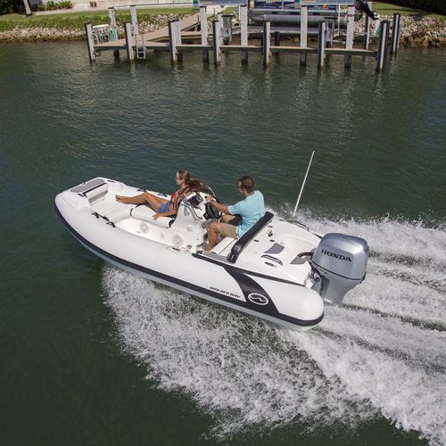 Außenborder-Schlauchboot - Generation 450 DLX - Walker Bay Boats - halbstarr / mit Mittelkonsole / Open