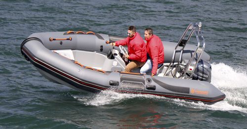 Nutzfahrzeug Berufsschiff - WB-480 - Narwhal - Taucherbasisboot / Außenborder / Festrumpf-Schlauchboot