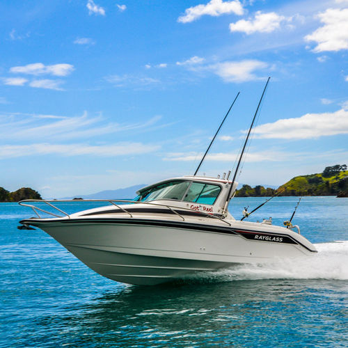 Cabin-Cruiser / Außenborder - LEGEND 2500 - Rayglass Boats - Hardtop / Sportfischer