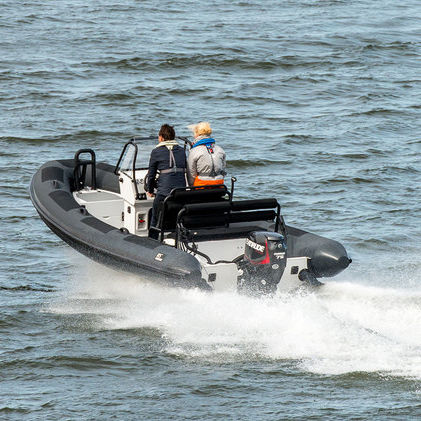 Außenborder-Schlauchboot - R6 Series - RUPERT MARINE - mit Mittelkonsole / Open / mit Jockey-Konsole