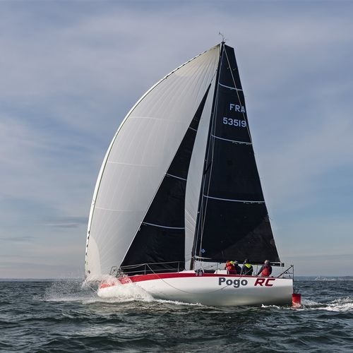 Segelboot für Fahrten- und Regattasegeln - Pogo RC - POGO STRUCTURES - Regatta / 3 Kabinen / 6 Kojen